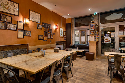 Les Arpenteurs - Bar, mystères et jeux de société