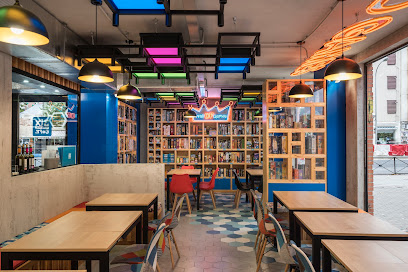 Board Game Cafes in Retiro