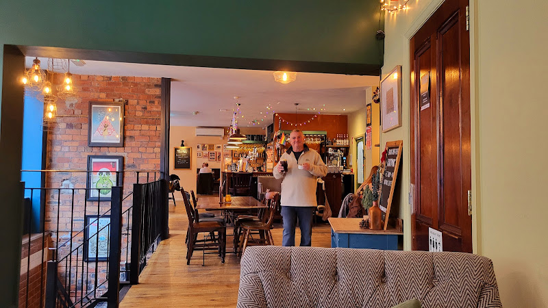 Photo of Crowd of Favours